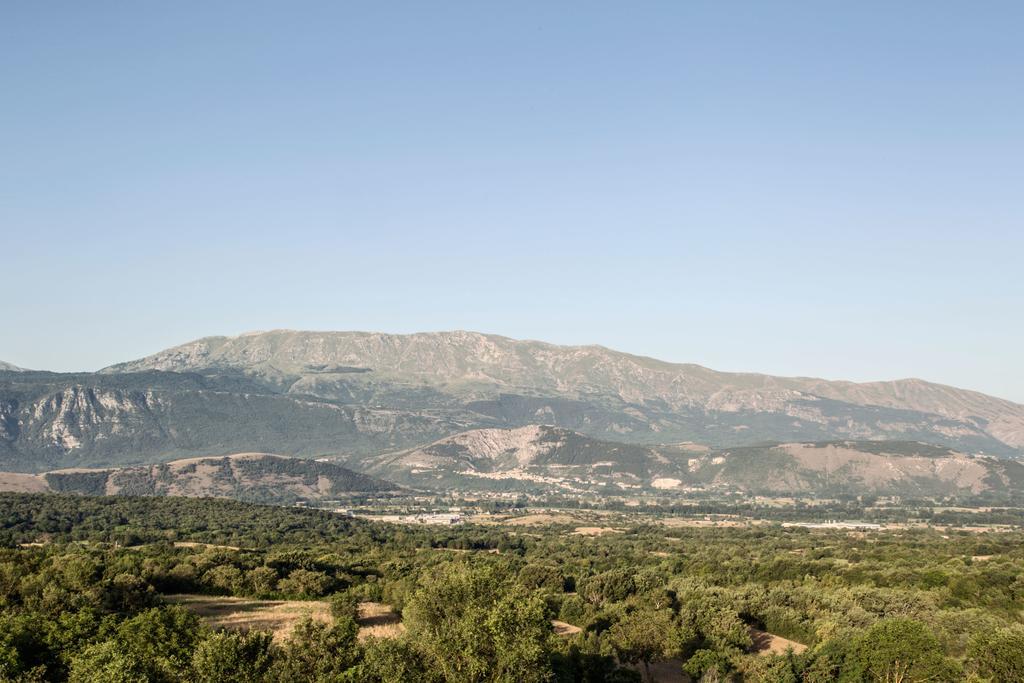 Agriturismo Statale 17 Poggio Picenze Εξωτερικό φωτογραφία